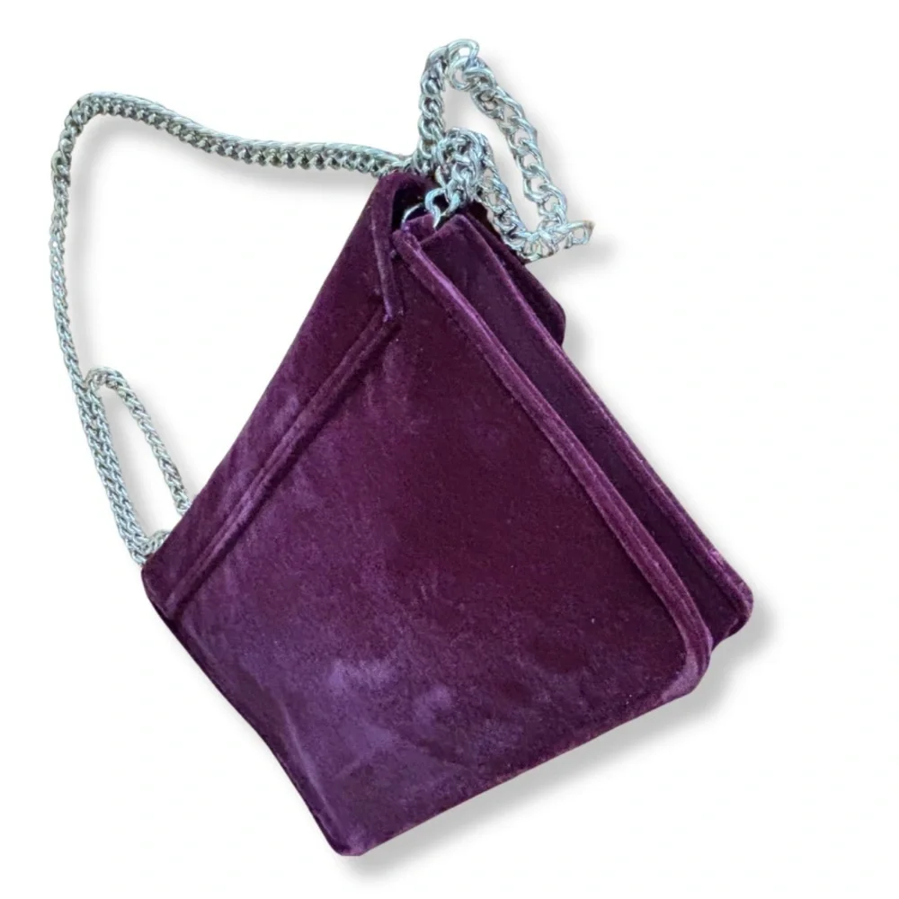 ✨ Vintage Jimmy Choo Parfums Velvet Chain Clutch ✨ - Picture 4 of 11
